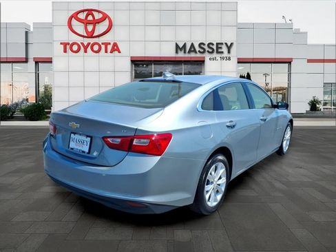 Used 2023 Chevrolet Malibu LT FWD image 3