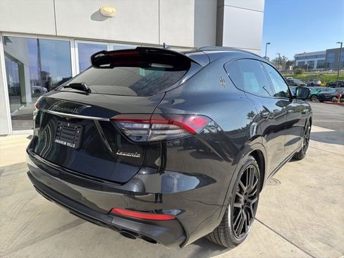 Certified 2022 Maserati Levante GT image 8