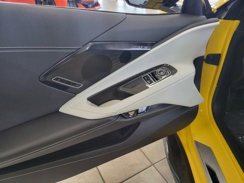 Used 2025 Chevrolet Corvette Z06 w/ Z07 Performance Package RWD image 17