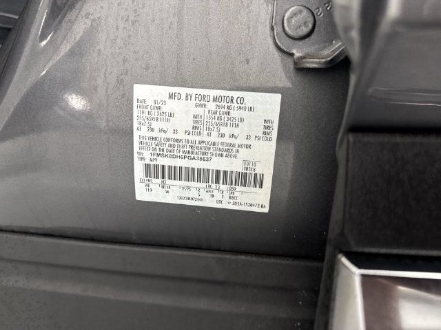 Used 2023 Ford Explorer XLT w/ Equipment Group 202A AWD/4WD image 38