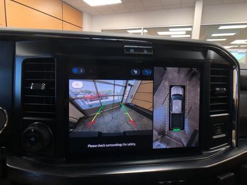 New 2026 Ford F350 Lariat w/ Black Appearance Package image 17