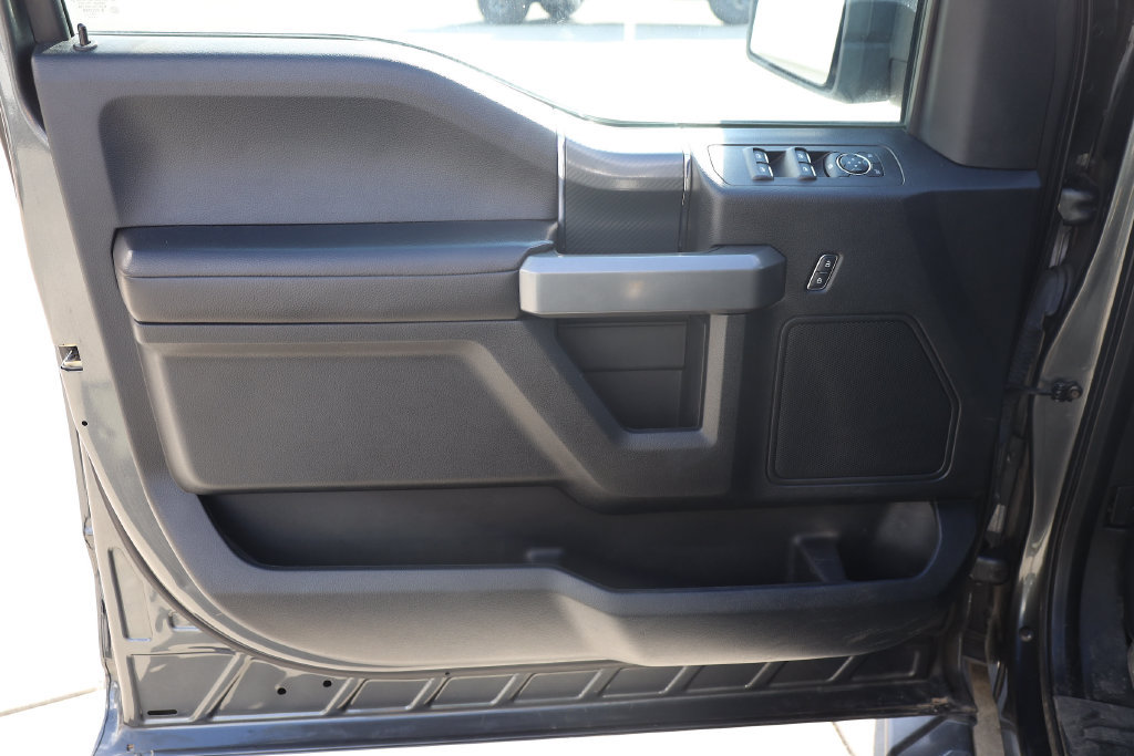 Used 2019 Ford F150 XLT w/ Equipment Group 302A Luxury AWD/4WD image 10