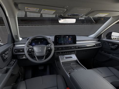 New 2025 Lincoln Aviator AWD w/ Equipment Group 101A image 9
