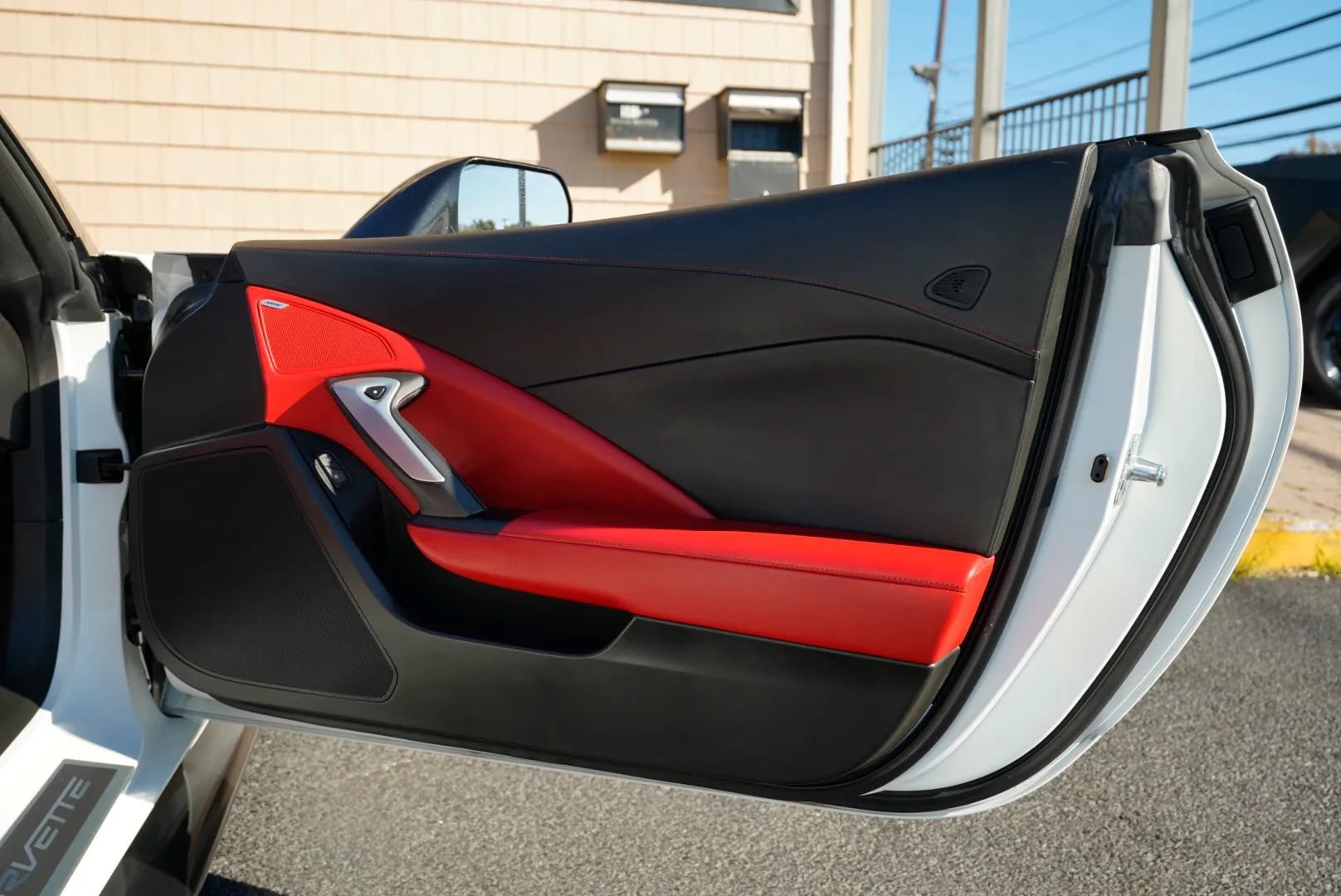 Used 2014 Chevrolet Corvette Stingray Coupe w/ Z51 3LT RWD image 39
