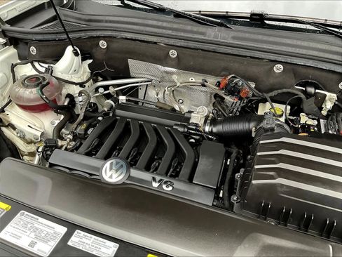 Used 2023 Volkswagen Atlas SE image 35