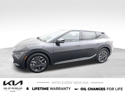 New 2026 Kia EV6 Light AWD/4WD image 8