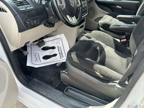Used 2014 Dodge Grand Caravan SXT w/ Quick Order Package 29G SXT FWD image 10
