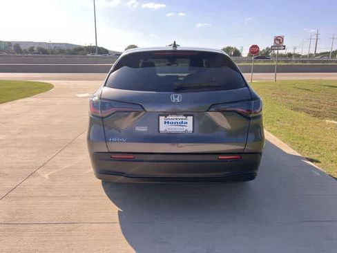 Used 2026 Honda HR-V LX image 6