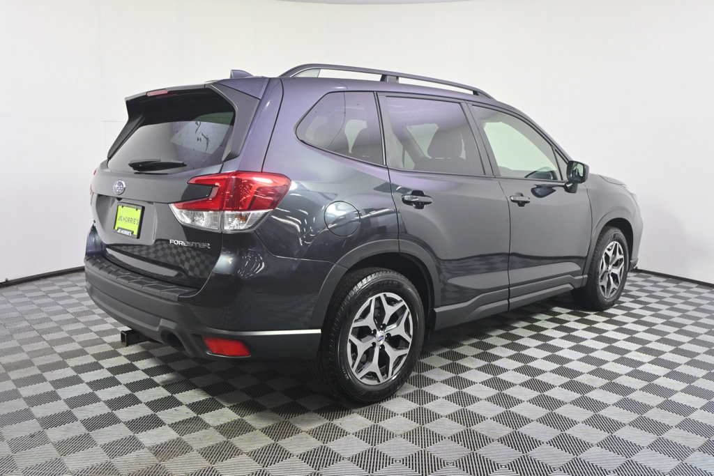 Used 2019 Subaru Forester Premium AWD/4WD image 7