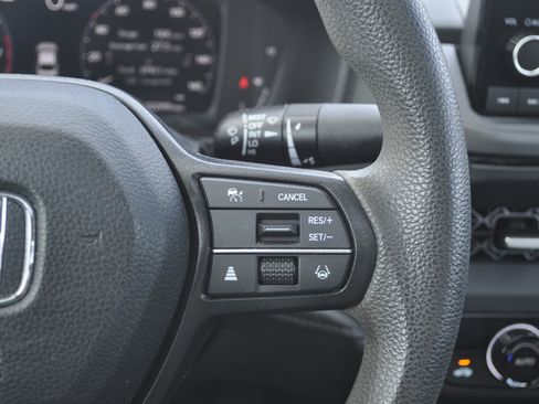 Used 2023 Honda Accord EX image 20