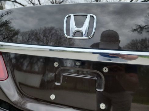 Used 2016 Honda Accord LX image 6