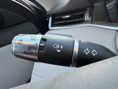 Used 2021 Land Rover Range Rover Evoque S AWD/4WD image 10