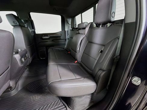 Used 2024 Chevrolet Silverado 1500 LT Trail Boss w/ Convenience Package II AWD/4WD image 19