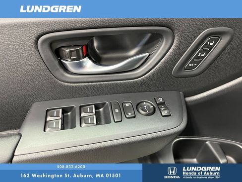 New 2026 Honda Pilot TrailSport image 10