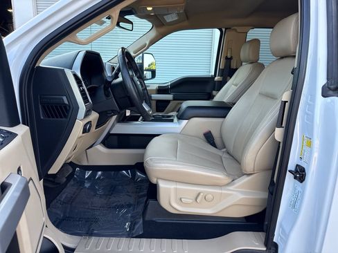 Used 2020 Ford F350 Lariat w/ Chrome Package AWD/4WD image 9