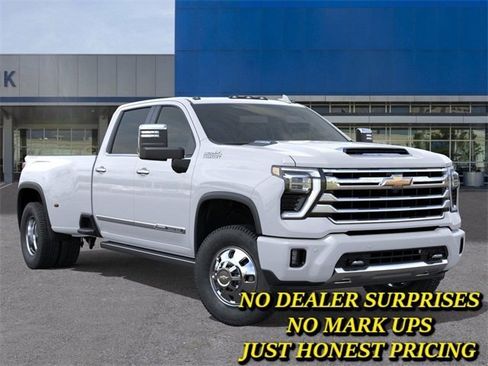 New 2026 Chevrolet Silverado 3500 High Country w/ High Country Premium Package image 7