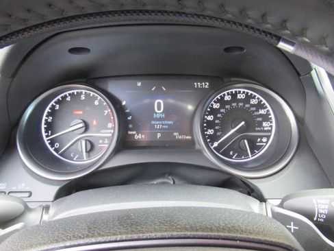 Used 2022 Toyota Camry SE image 27