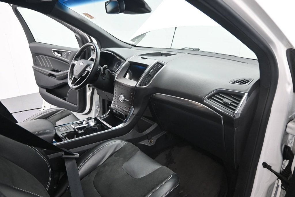 Used 2020 Ford Edge ST w/ Equipment Group 401A AWD/4WD image 22