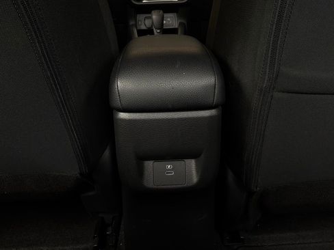 Used 2025 Nissan Versa SV FWD image 12