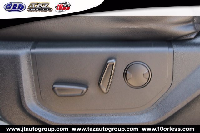 Used 2020 Ford Expedition Max XLT w/ Equipment Group 202A RWD image 11