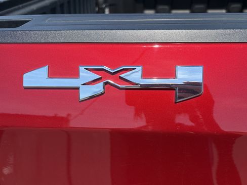 Used 2024 GMC Sierra 1500 Elevation AWD/4WD image 6