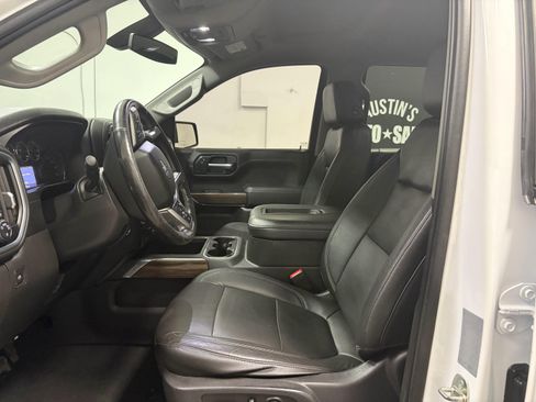 Used 2019 Chevrolet Silverado 1500 LT Trail Boss AWD/4WD image 20