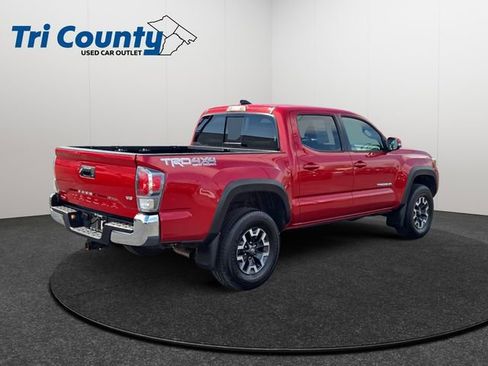 Certified 2023 Toyota Tacoma TRD Off-Road AWD/4WD image 8
