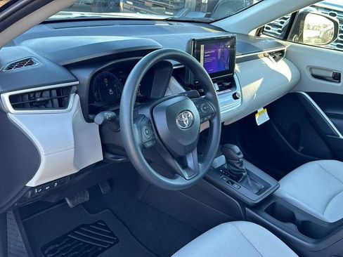 New 2026 Toyota Corolla Cross L image 16