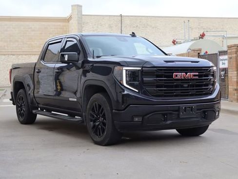 Used 2024 GMC Sierra 1500 Elevation w/ Elevation Premium Package AWD/4WD image 2