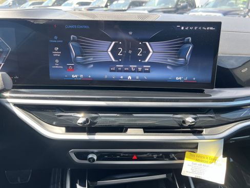 Used 2025 BMW X5 M60i w/ Climate Comfort Package image 29