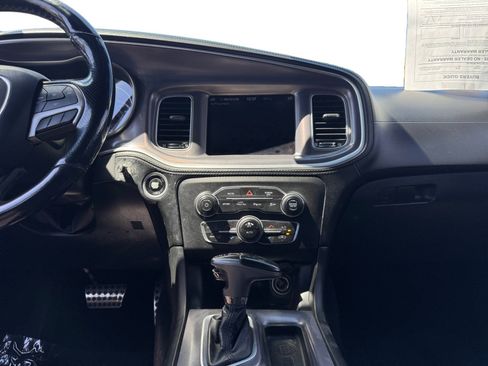 Used 2019 Dodge Charger R/T w/ Plus Group RWD image 11