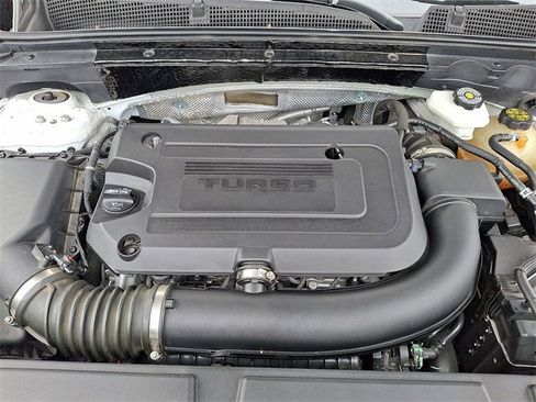 Used 2021 Buick Envision Avenir w/ Technology Package II image 30