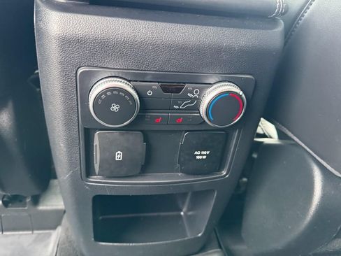 Used 2021 Ford Explorer Platinum w/ Equipment Group 601A AWD/4WD image 13