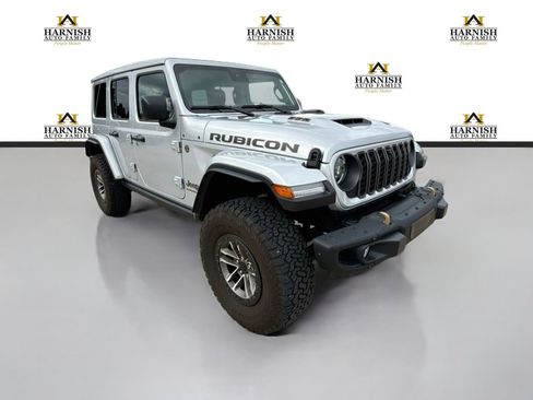 Used 2024 Jeep Wrangler Unlimited Rubicon 392 AWD/4WD image 9