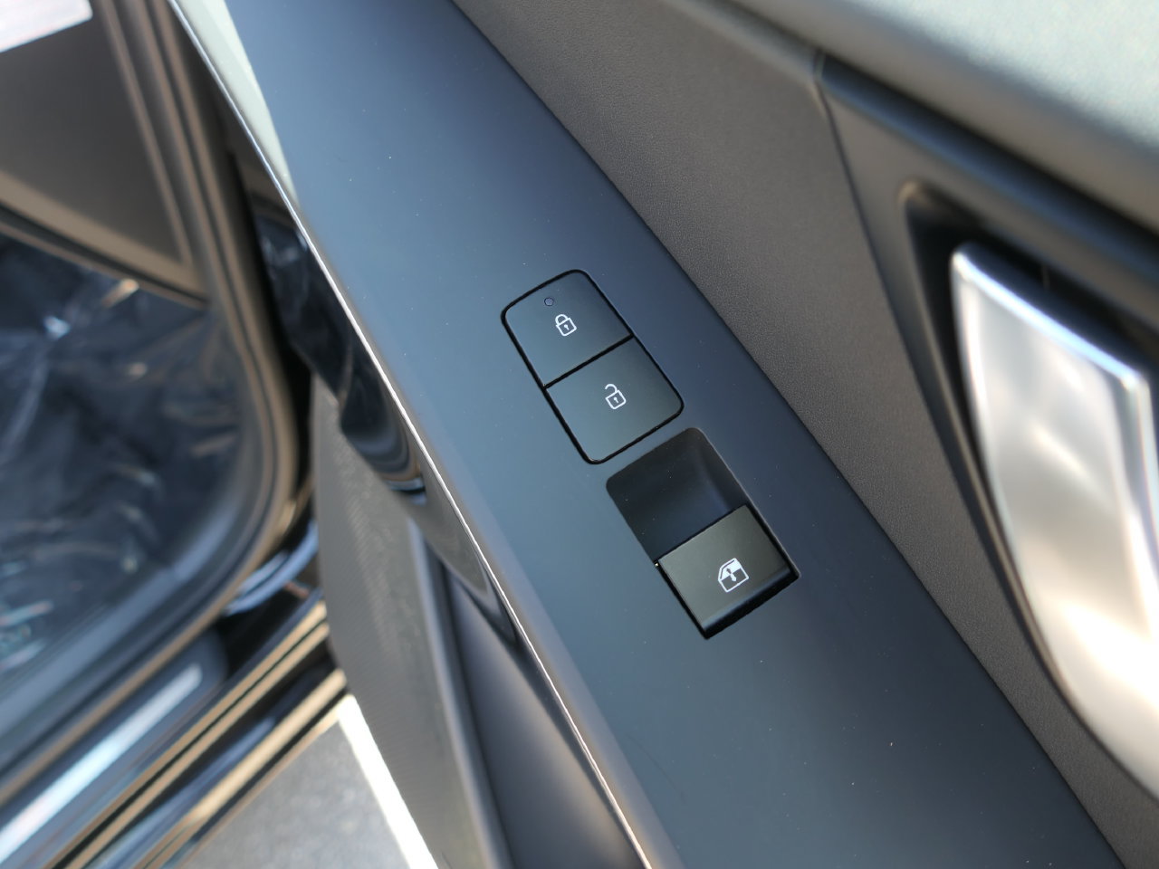 Certified 2023 Kia Niro SX Touring FWD image 27
