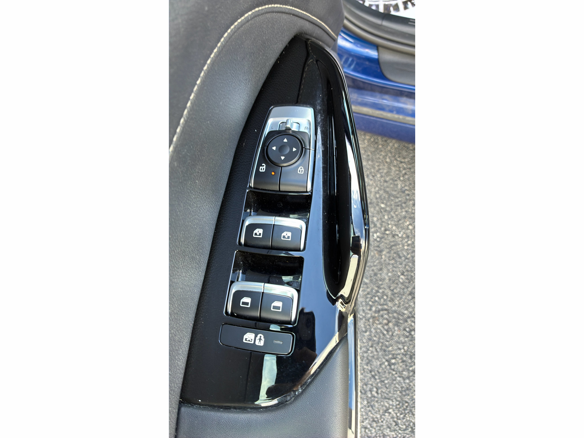 Used 2025 Kia K5 GT-Line AWD/4WD image 12