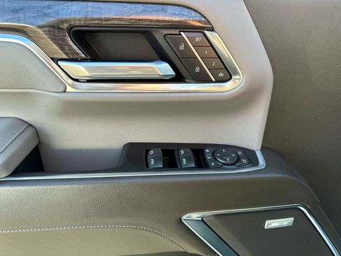 Certified 2024 Chevrolet Silverado 2500 LTZ w/ LTZ Premium Package image 12