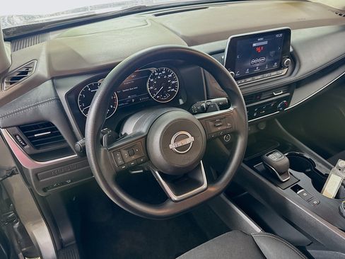 Used 2023 Nissan Rogue S AWD/4WD image 21
