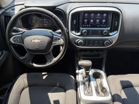 Used 2019 Chevrolet Colorado LT AWD/4WD image 15