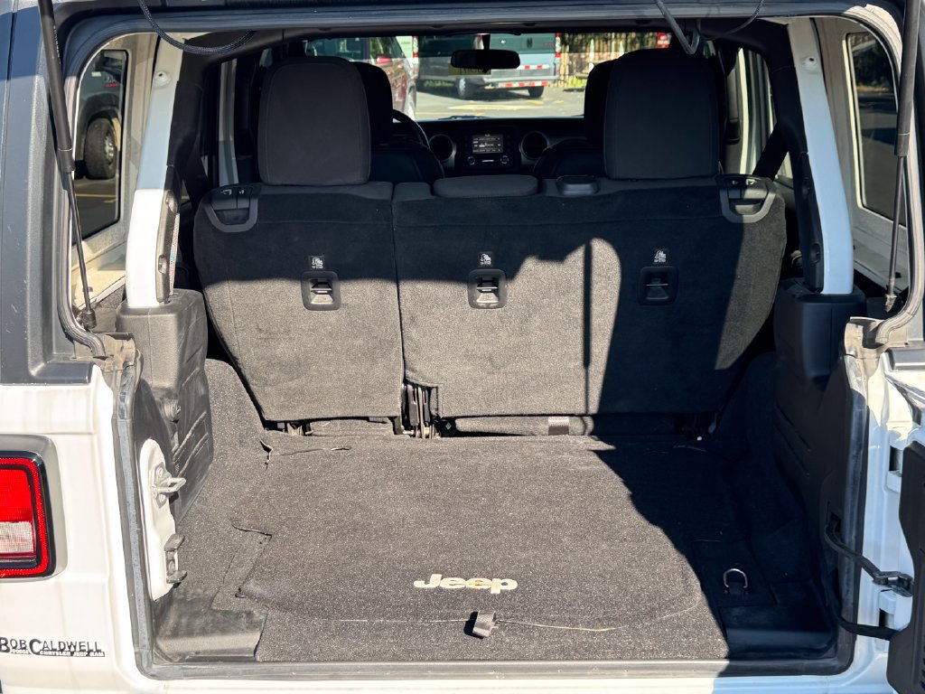 Used 2018 Jeep Wrangler Unlimited Sport S AWD/4WD image 15