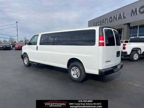 Used 2023 Chevrolet Express 3500 LS image 3