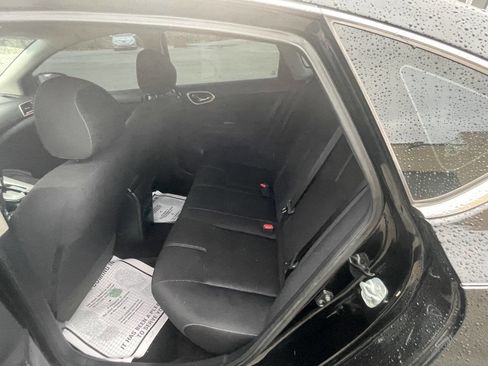 Used 2015 Nissan Sentra S image 10