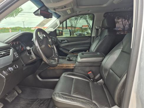 Used 2018 Chevrolet Tahoe LT image 16