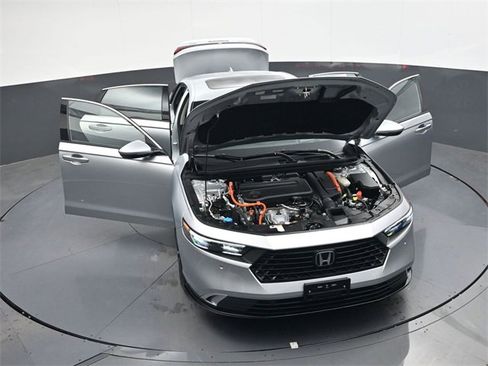 Used 2024 Honda Accord Touring image 37