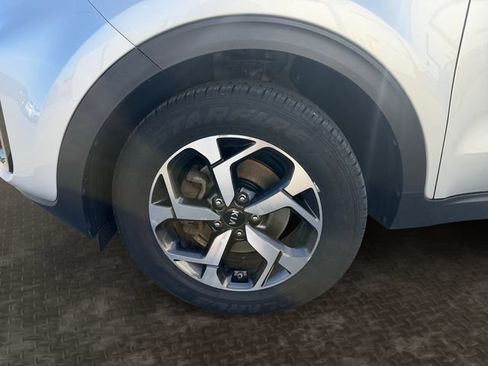 Used 2020 Kia Sportage LX AWD/4WD image 10