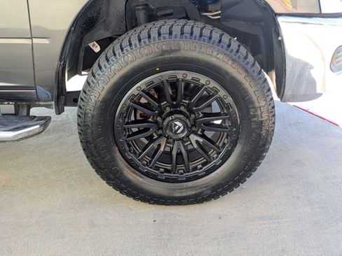 Used 2022 RAM 2500 Big Horn AWD/4WD image 12