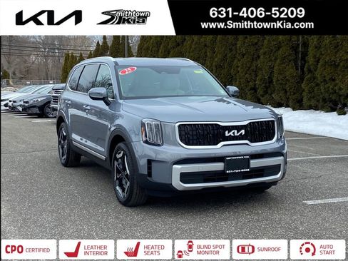 Certified 2025 Kia Telluride EX w/ EX Captain's Chair Package image 1