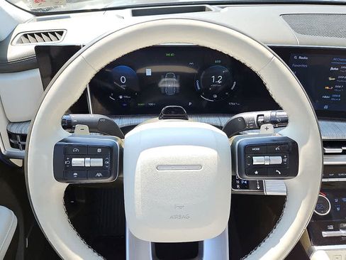Used 2025 Hyundai Santa Fe Calligraphy AWD/4WD image 20