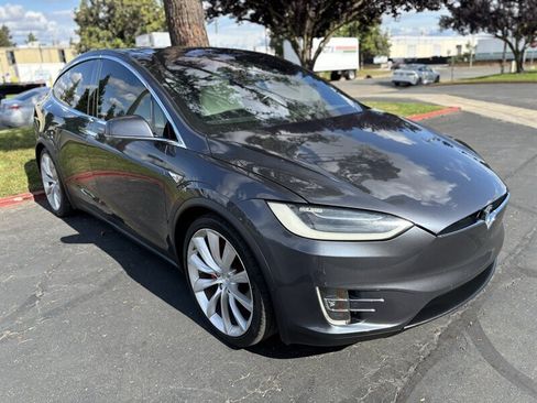 Used 2016 Tesla Model X P90D AWD/4WD image 2