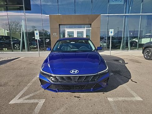 New 2026 Hyundai Elantra SE image 8
